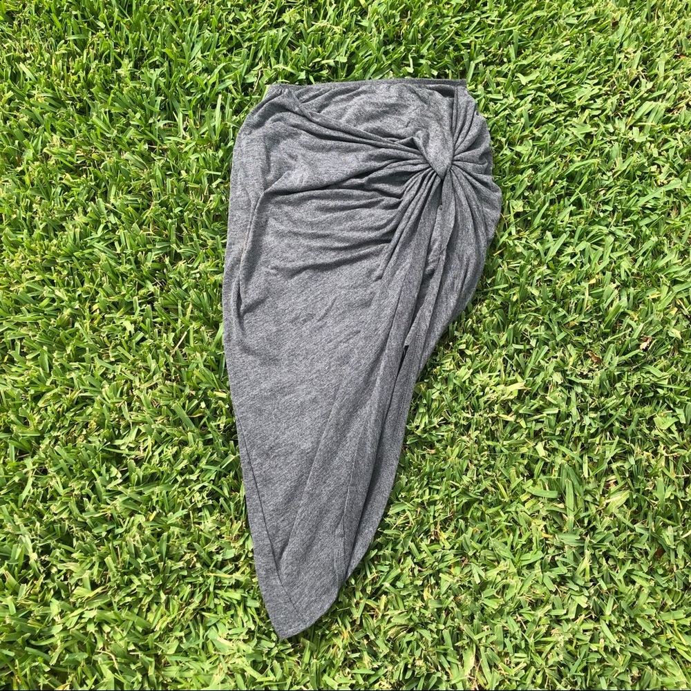 Charlotte Russe gather skirt in grey size small